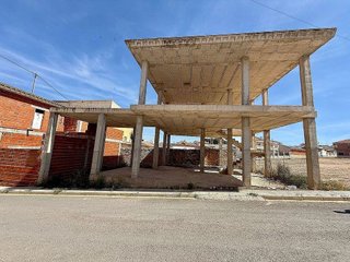 Casa adosada en venta en Pinós