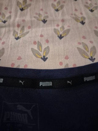Camiseta Puma Azul Marino Talla M como nueva