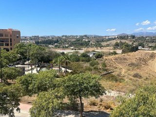 Terreno en venta en Los Pacos en Fuengirola