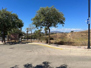 Terreno en venta en Los Pacos en Fuengirola