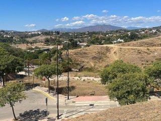 Terreno en venta en Los Pacos en Fuengirola