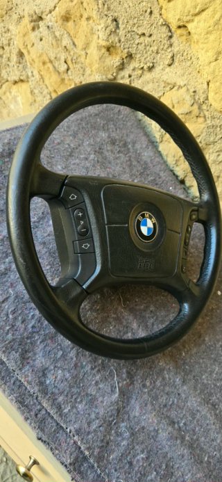 Volante BMW E39