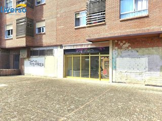 Local comercial en venta en Zona Sur en Burgos
