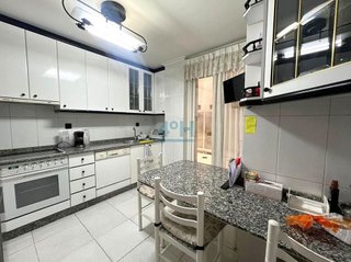 Piso en venta en Centro en Ourense