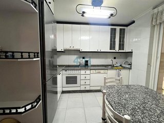 Piso en venta en Centro en Ourense