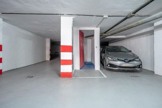 Garaje en venta en Centro - Sagrario en Granada