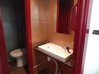 Local comercial en venta en Numancia en Madrid