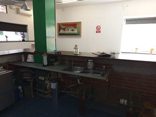 Local comercial en venta en Numancia en Madrid