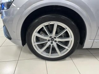 Audi SQ8 2020