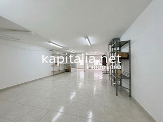 Local comercial en venta en Barri Eixample en Alcoy/Alcoi