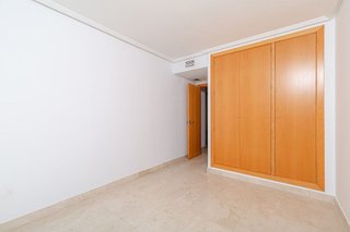 Piso en venta en Paus - Poligono San Blas en Alicante