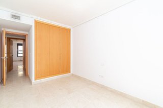 Piso en venta en Paus - Poligono San Blas en Alicante