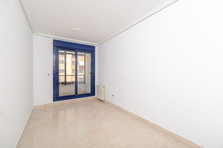 Piso en venta en Paus - Poligono San Blas en Alicante