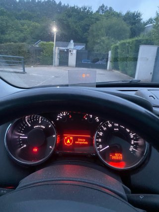 Peugeot 5008 2.0hdi 150cv
