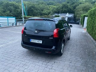 Peugeot 5008 2.0hdi 150cv