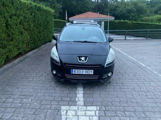 Peugeot 5008 2.0hdi 150cv
