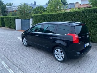 Peugeot 5008 2.0hdi 150cv
