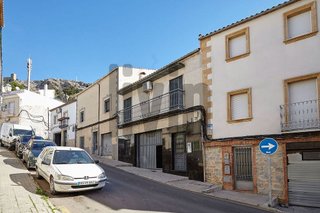 Casa adosada en venta en San Felipe - El Almendral - La Merced en Jaén