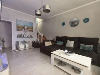 Casa adosada en venta en La Paz en Alcalá de Guadaira