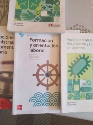 Libros de texto Auxiliar Enfermería