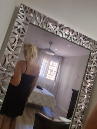 Vestido negro corto tirantes