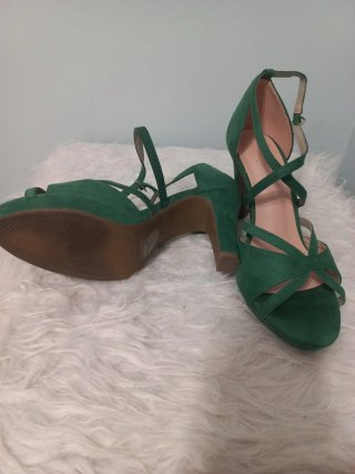 Sandalias de tacón verdes