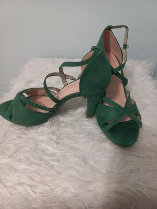 Sandalias de tacón verdes
