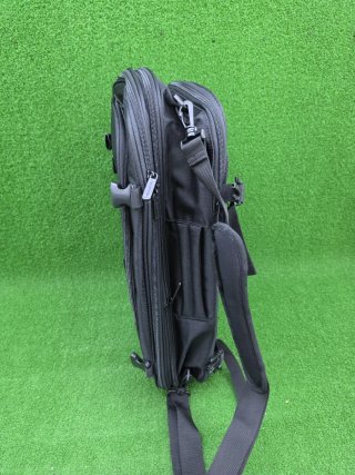 Mochila Viaje Amazon Basics 40L Negra