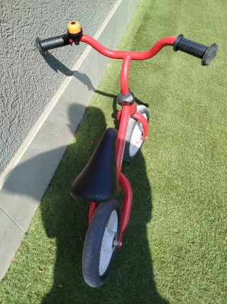Bicicleta sin pedales Chicco Red Bullet