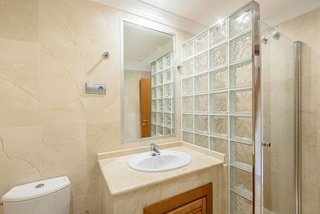 Piso en alquiler en Los Naranjos en Marbella