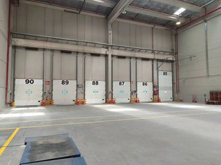 Nave industrial en alquiler en Camarma de Esteruelas