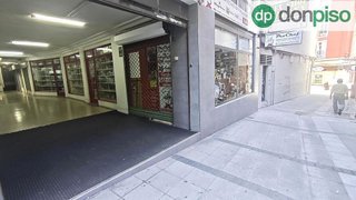 Local comercial en alquiler en Centro - Ayuntamiento en Santander