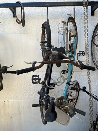BICICLETA BMX Bicicletas (dos) viejas y oxidadas