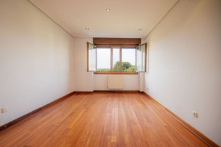 Piso en venta en Viesques en Gijón