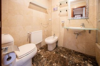 Piso en venta en Viesques en Gijón
