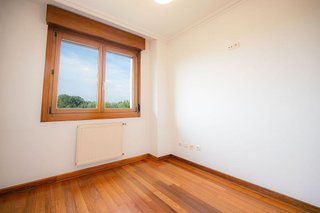 Piso en venta en Viesques en Gijón