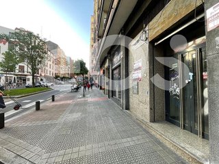 Local comercial en venta en Santutxu en Bilbao