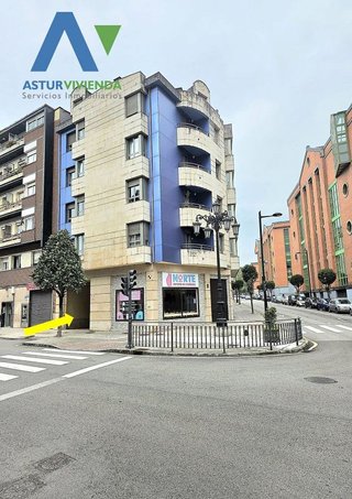 Garaje en venta en Milán - Pumarín - Teatinos en Oviedo