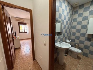 Piso en venta en Polígonos - Recinto Ferial Cortijo de Torres en Málaga