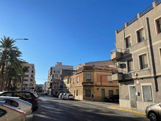 Local comercial en venta en Plaza de Toros - Avenida Chapí - Trinquete en Elda