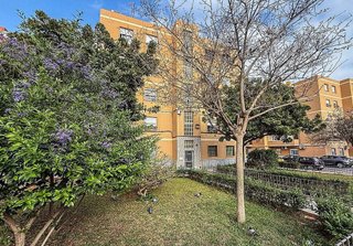 Piso en venta en San Luis en Almería