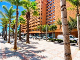 Local comercial en venta en Zona Puerto Deportivo en Fuengirola