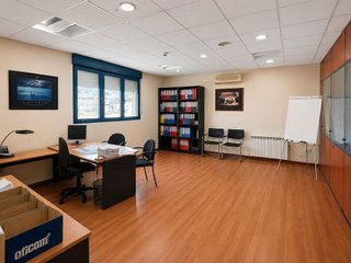 Nave industrial en venta en Dúrcal
