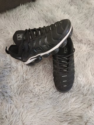 Nike Vapormax Plus Negro/Blanco
