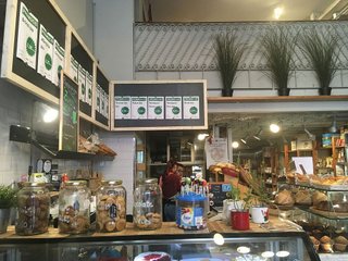 Local comercial en alquiler en Vila de Gràcia en Barcelona