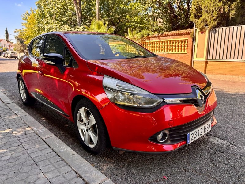 Renault Clio 1.5 DCI eco2 S&S Energy Dynamique 2013, foto 2