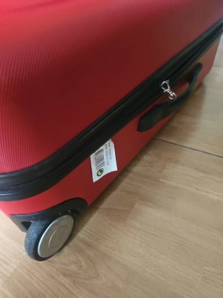 Maleta Rígida Viaje 23 kg Es de 2 ruedas