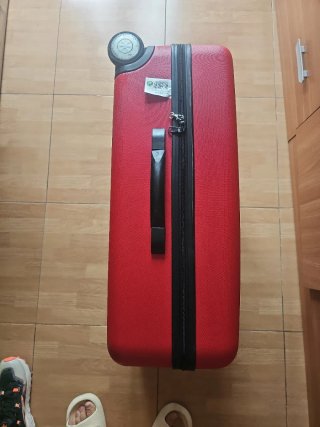 Maleta Rígida Viaje 23 kg Es de 2 ruedas