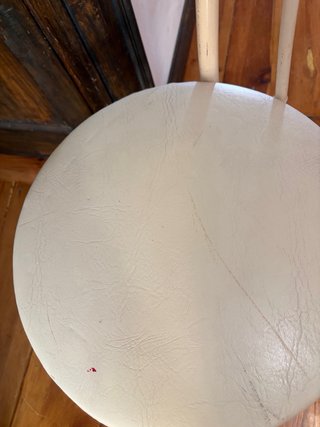 Silla blanca vintage