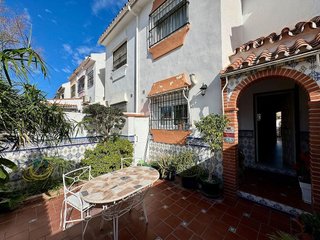 Casa adosada en alquiler en Churriana en Málaga